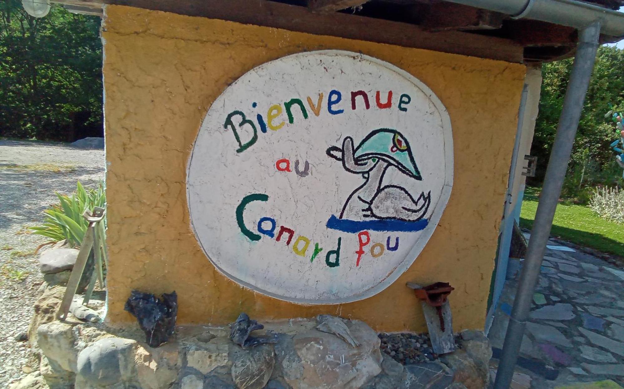 Péguilhan Le Canard Fou מראה חיצוני תמונה